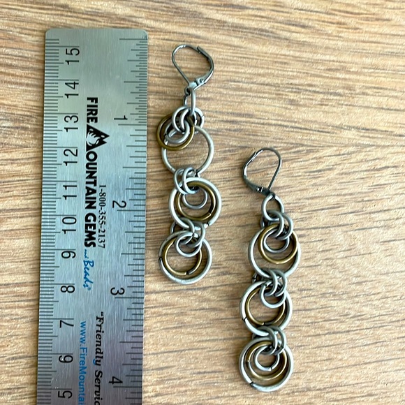 HAND CRAFTED EARRINGS HOOP BRASS GUNMETAL PIERCED - Picture 5 of 12
